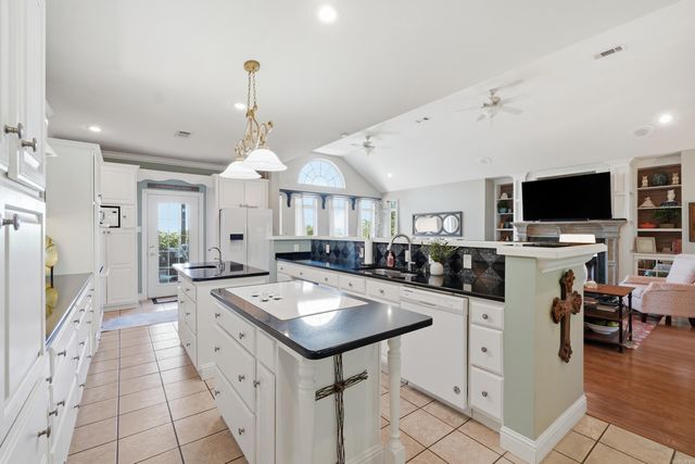 2560 Pinnacle Ridge, Conway, AR 72034