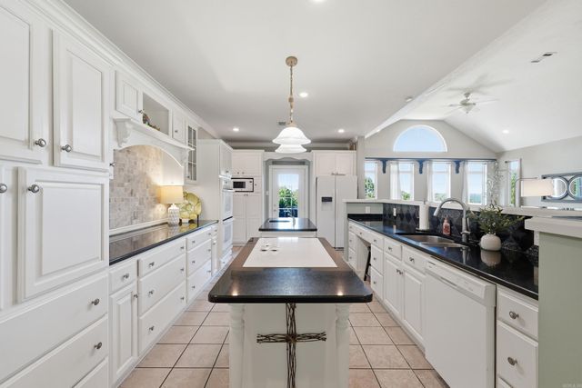 2560 Pinnacle Ridge, Conway, AR 72034