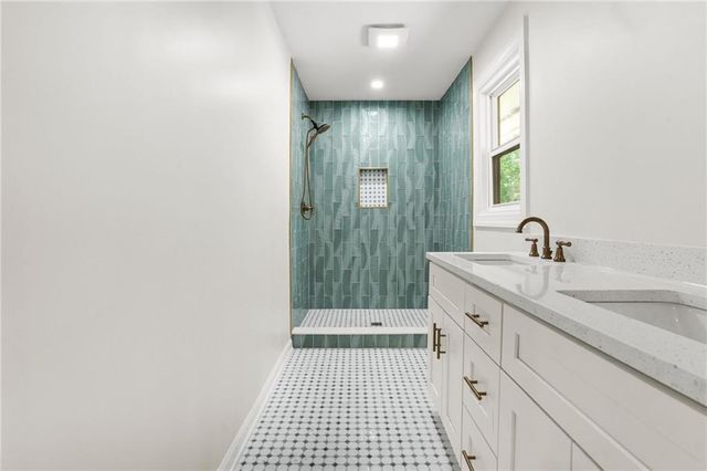 1113 Honeysuckle Drive, Canton, GA 30114
