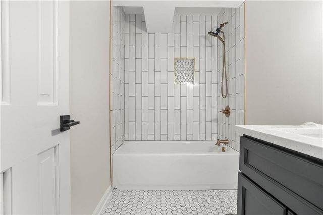 1113 Honeysuckle Drive, Canton, GA 30114