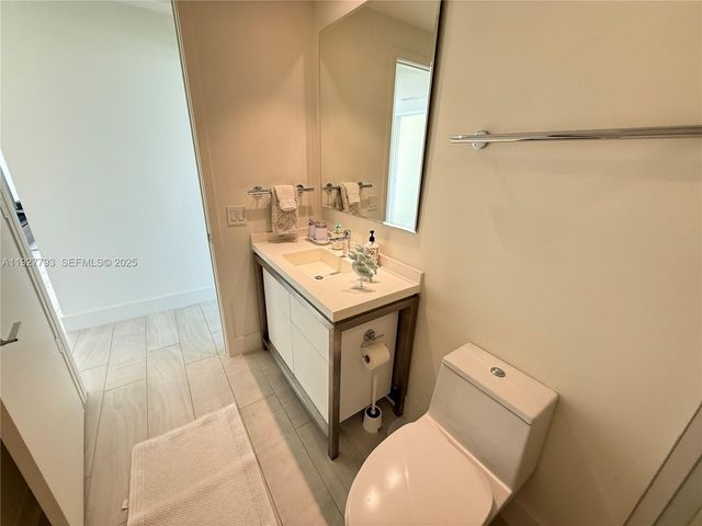 2000 Metropica Way 1204, Sunrise, FL 33323