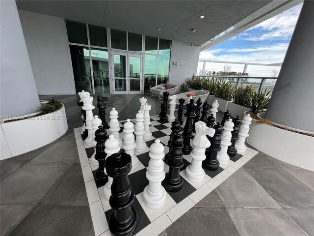 2000 Metropica Way 1204, Sunrise, FL 33323