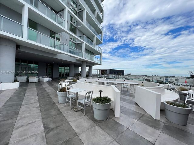 2000 Metropica Way 1204, Sunrise, FL 33323