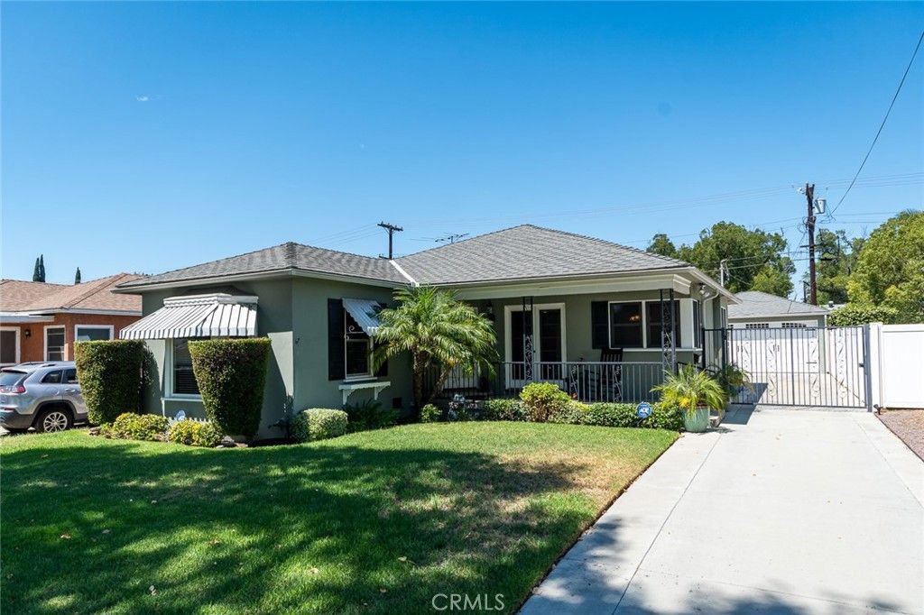 Image 1 of property listing at 843 Pelanconi Avenue, Glendale, CA 91202