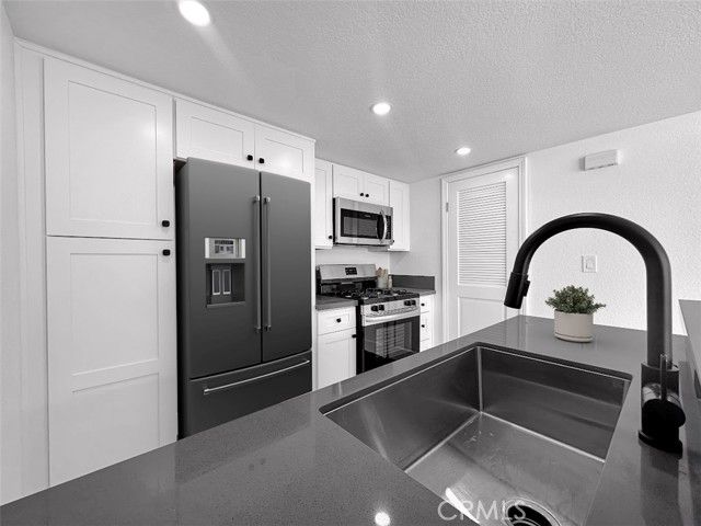 17333 Brookhurst Street D6, Fountain Valley, CA 92708