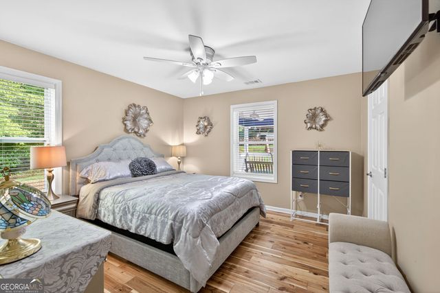 195 Phillips Drive, Cleveland, GA 30528