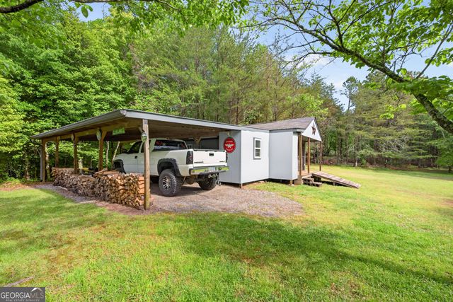 195 Phillips Drive, Cleveland, GA 30528