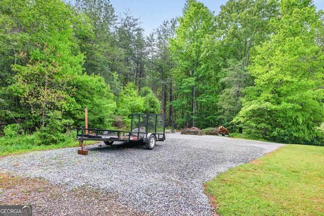 195 Phillips Drive, Cleveland, GA 30528