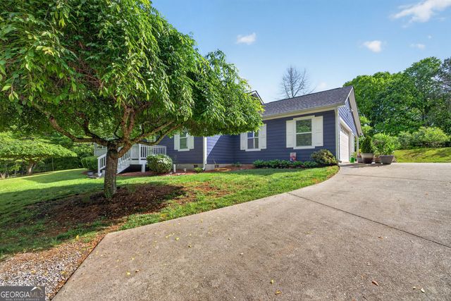 195 Phillips Drive, Cleveland, GA 30528