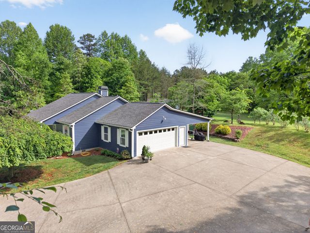 195 Phillips Drive, Cleveland, GA 30528