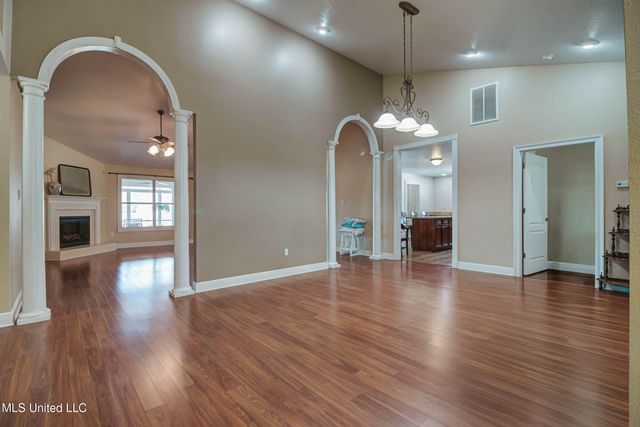 17113 E Spring Lake Drive, Vancleave, MS 39565