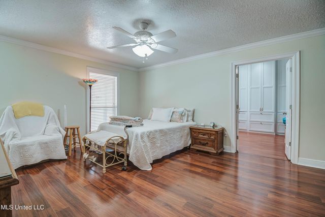 17113 E Spring Lake Drive, Vancleave, MS 39565