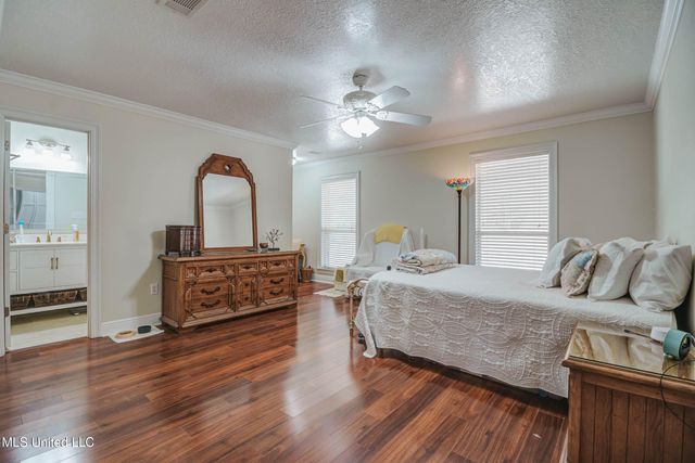 17113 E Spring Lake Drive, Vancleave, MS 39565