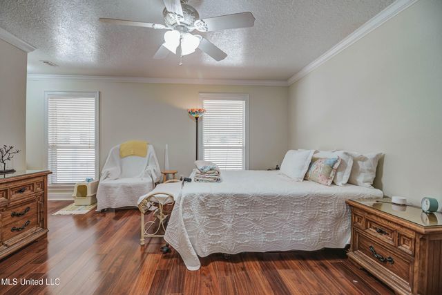 17113 E Spring Lake Drive, Vancleave, MS 39565