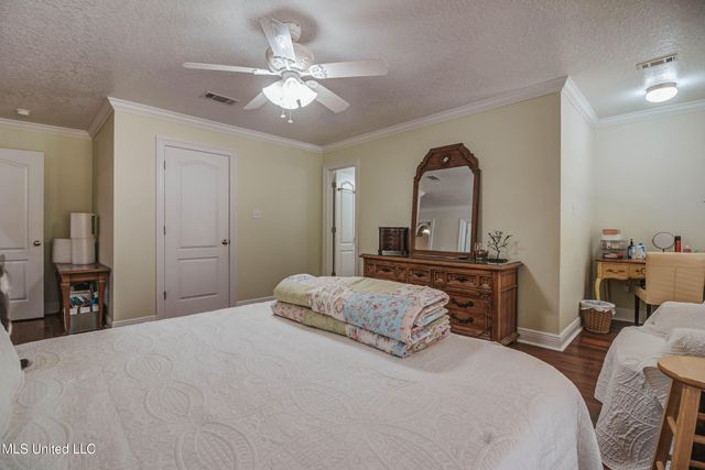 17113 E Spring Lake Drive, Vancleave, MS 39565