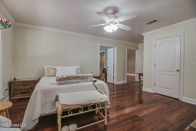 17113 E Spring Lake Drive, Vancleave, MS 39565