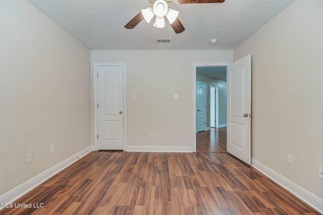 17113 E Spring Lake Drive, Vancleave, MS 39565