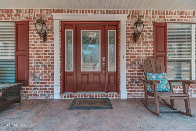 17113 E Spring Lake Drive, Vancleave, MS 39565