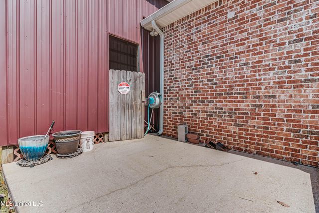 17113 E Spring Lake Drive, Vancleave, MS 39565