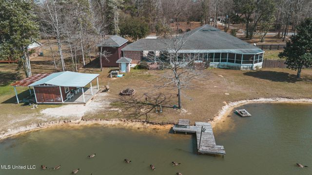17113 E Spring Lake Drive, Vancleave, MS 39565