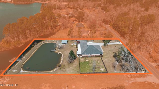 17113 E Spring Lake Drive, Vancleave, MS 39565