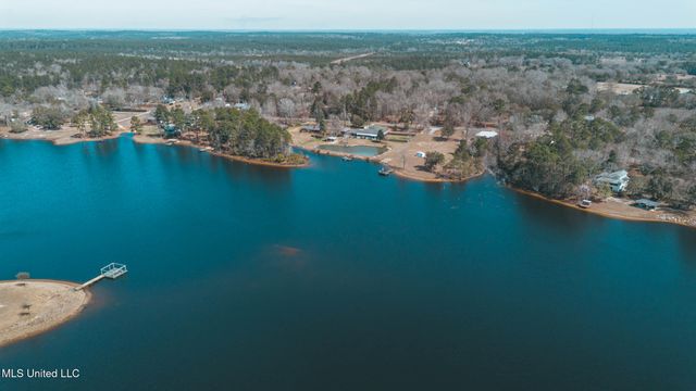 17113 E Spring Lake Drive, Vancleave, MS 39565