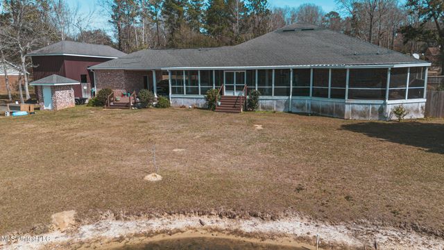 17113 E Spring Lake Drive, Vancleave, MS 39565