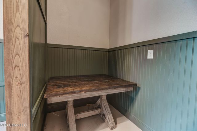 17113 E Spring Lake Drive, Vancleave, MS 39565