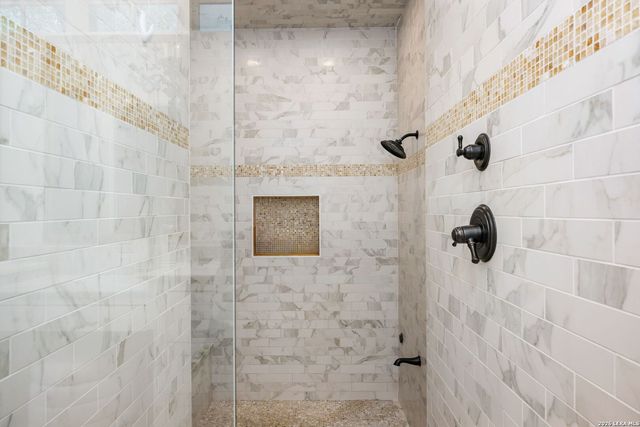 107 Umbria, San Antonio, TX 78230