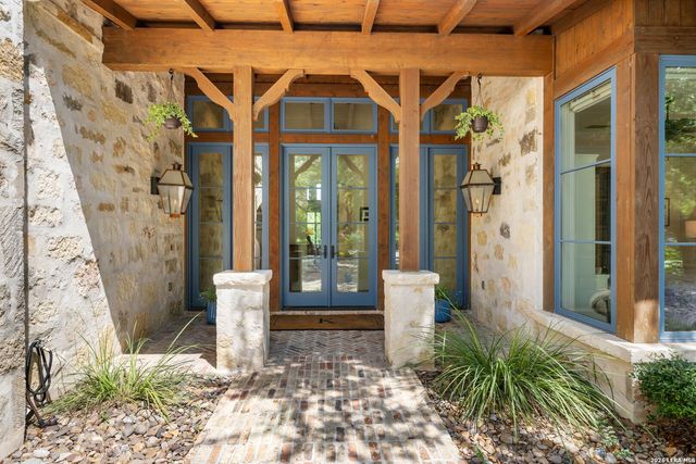 107 Umbria, San Antonio, TX 78230