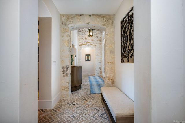 107 Umbria, San Antonio, TX 78230