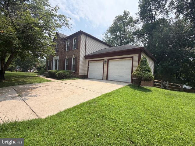 1111 HALESWORTH DR, Rockville, MD 20854