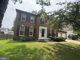 1111 HALESWORTH DR, Rockville, MD 20854