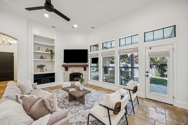 6156 Stapleford Circle, Dallas, TX 75252