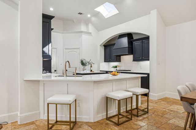 6156 Stapleford Circle, Dallas, TX 75252