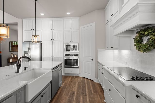 1144 Paradise Cove, Streetman, TX 75859