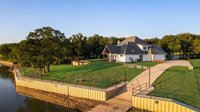 1144 Paradise Cove, Streetman, TX 75859