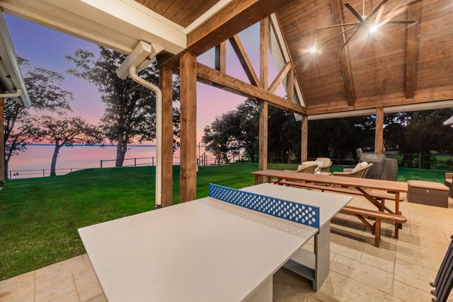 1144 Paradise Cove, Streetman, TX 75859