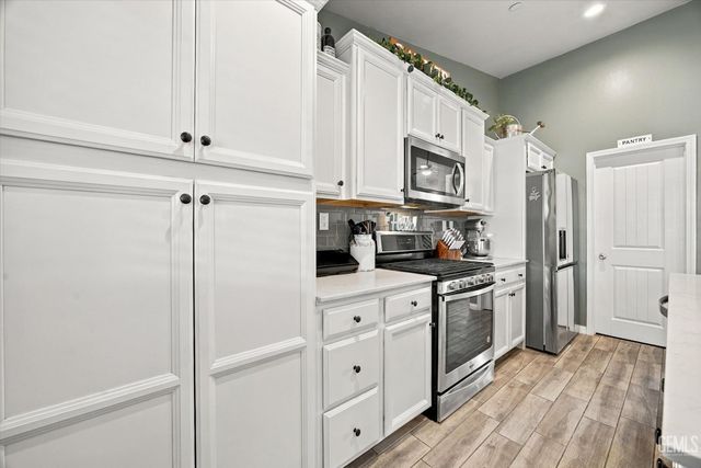 9212 Snowy River Drive, Bakersfield, CA 93311