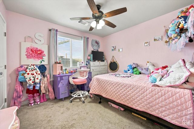 9212 Snowy River Drive, Bakersfield, CA 93311