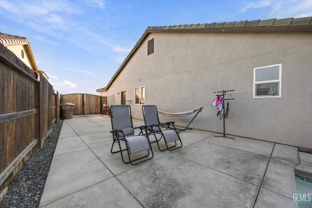 9212 Snowy River Drive, Bakersfield, CA 93311