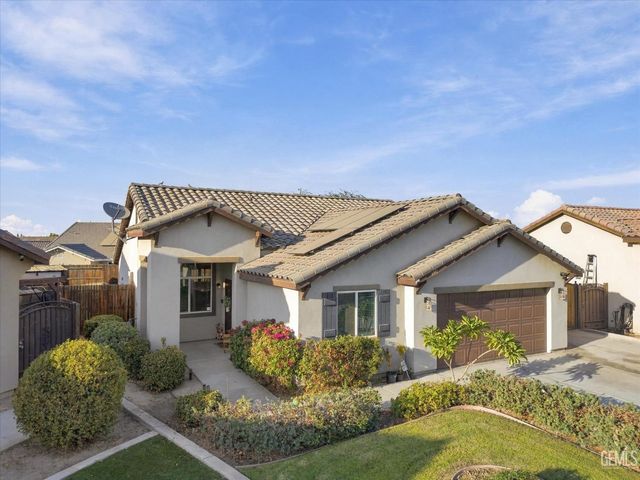 9212 Snowy River Drive, Bakersfield, CA 93311