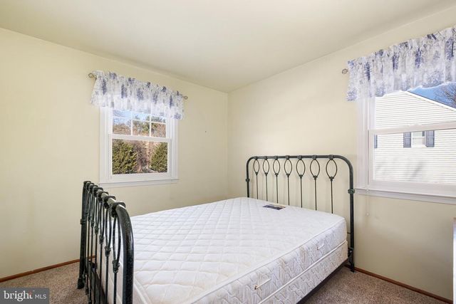 2416 W COLONIAL DR, Upper Chichester, PA 19061