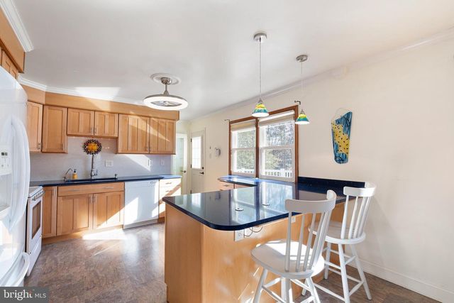 2416 W COLONIAL DR, Upper Chichester, PA 19061