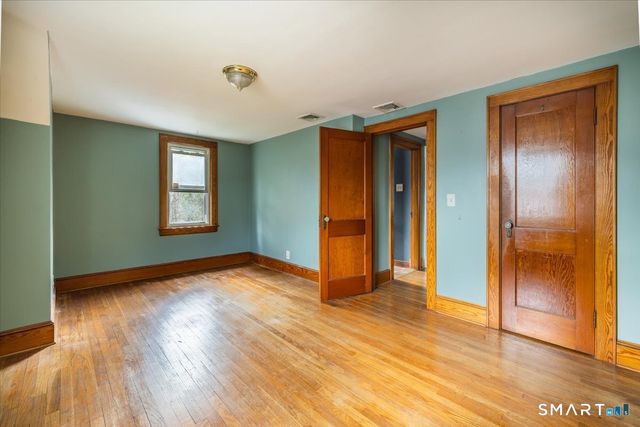 22 Avenue B, Beacon Falls, CT 06403