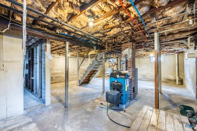 22 Avenue B, Beacon Falls, CT 06403