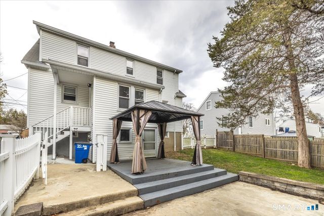 22 Avenue B, Beacon Falls, CT 06403