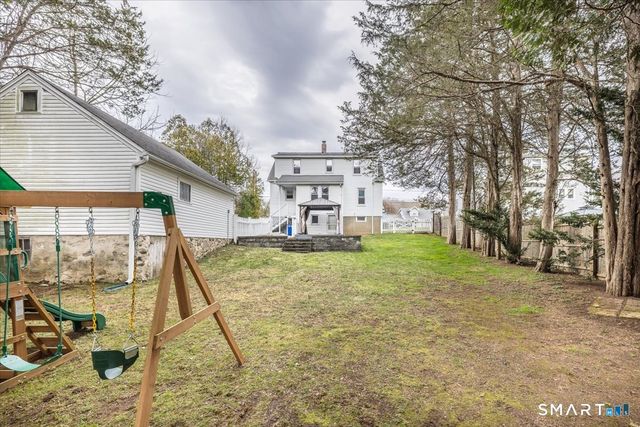 22 Avenue B, Beacon Falls, CT 06403