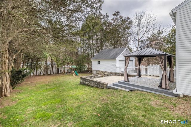 22 Avenue B, Beacon Falls, CT 06403