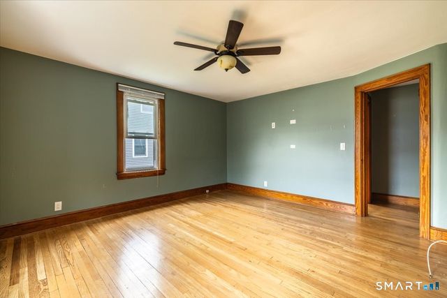 22 Avenue B, Beacon Falls, CT 06403